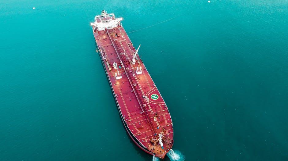 Arabia Saudita desvía millones de barriles por el Mar Rojo para esquivar el bloqueo de Ormuz