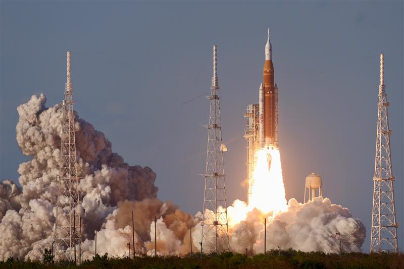 Artemis II: por primera vez en 50 años, humanos viajan hacia la Luna — y esto recién empieza