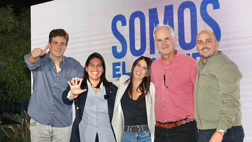 Andrea Balladares se convierte en la primera presidenta de Renovación Nacional en 39 años de historia
