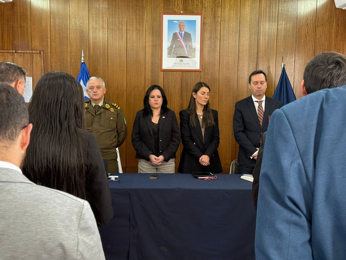 Fiscalía investiga red de 40 personas detrás de ataques en liceos emblemáticos
