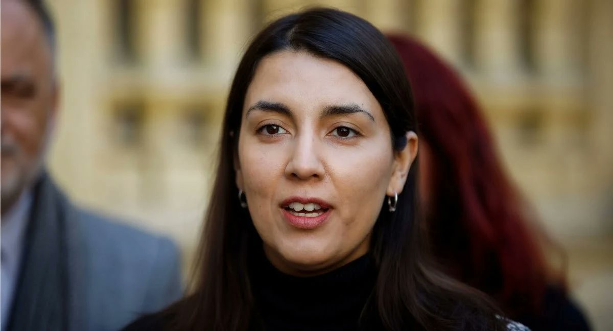 Gobierno de Kast pide renuncia a directora del SernamEG mientras recibe quimioterapia por cáncer de mama